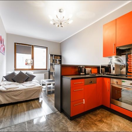 P&O Serviced Apartments Goclaw Varşovia Exterior foto